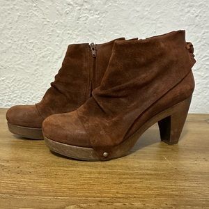 Coclico brown leather clogs, Size 8